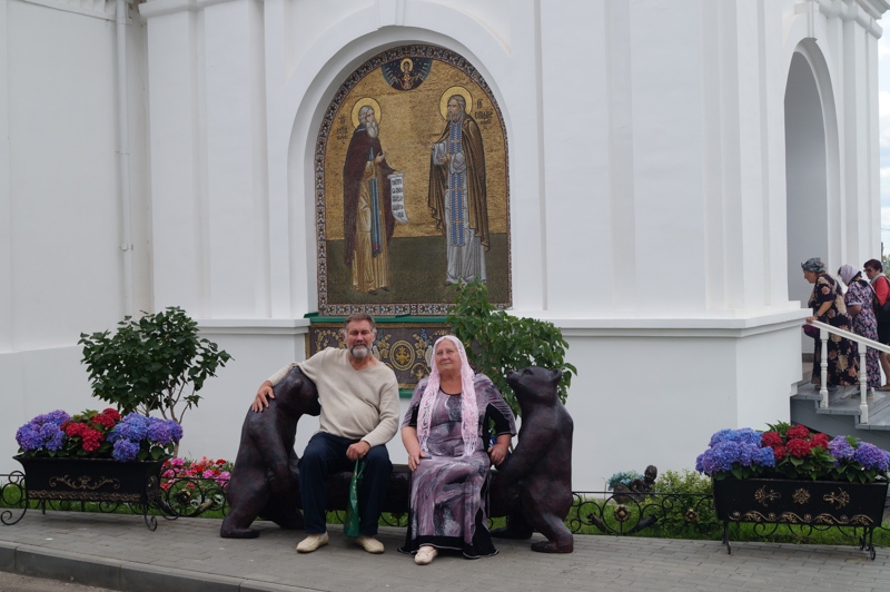 Прихожане храма Воскресения Христова в Воскресенском совершили паломническую поездку в Дивеево