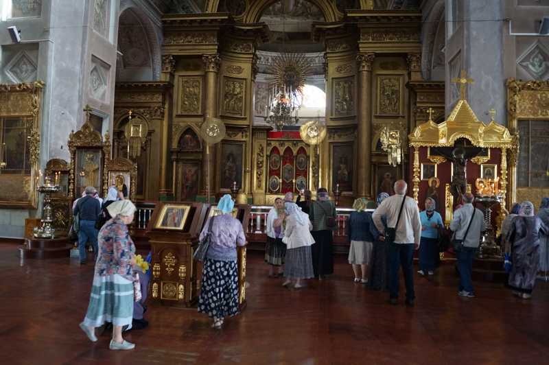 Прихожане храма Воскресения Христова в Воскресенском совершили паломническую поездку в Дивеево