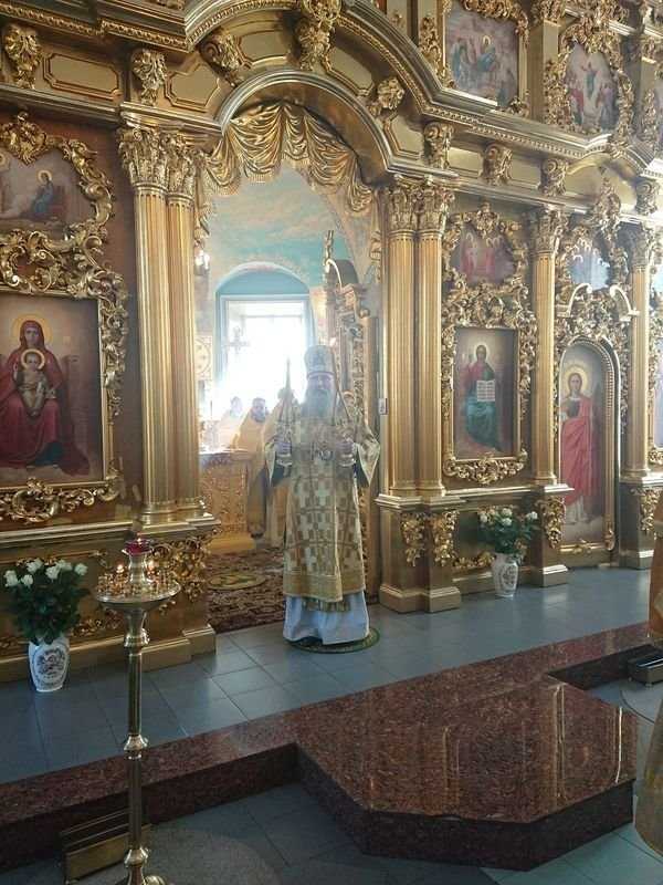 Высокопреосвященнейший Феогност архиепископ Каширский совершил Божественную литургию в храме свт. Николая Мирликийского в Клёнове