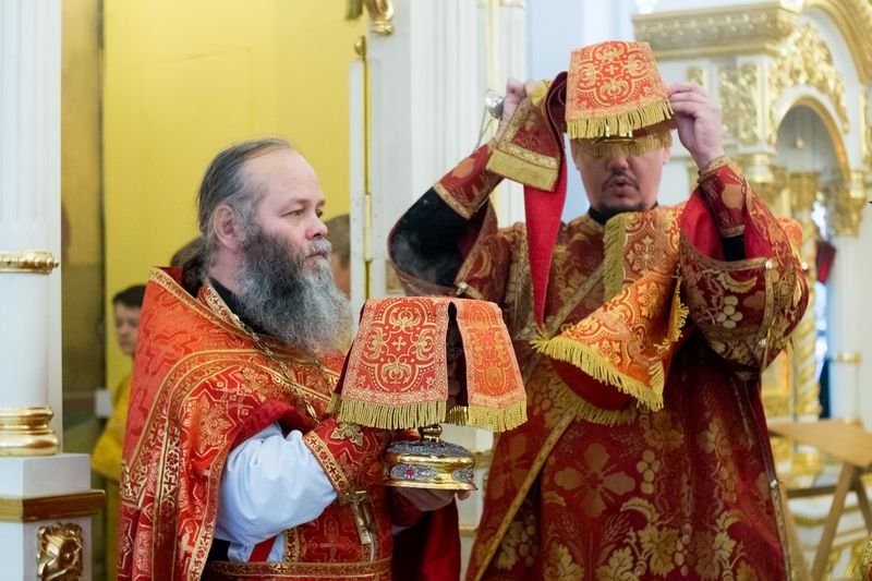В Щербинке почтили день обретения мощей преподобномученицы Великой княгини Елисаветы