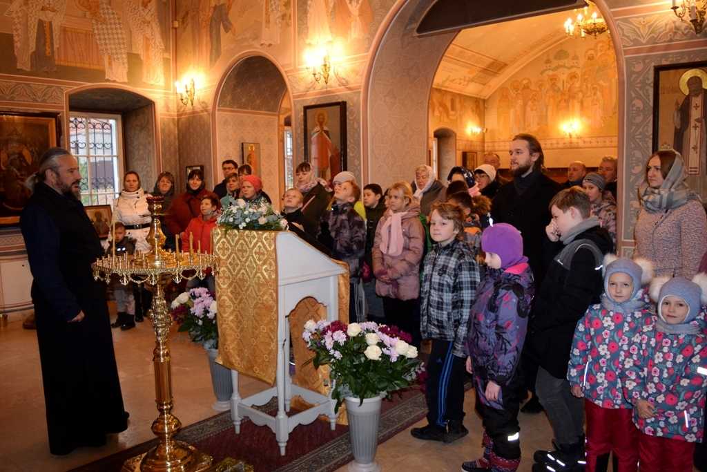 Выездной урок воскресной школы храма Святителя Николая в Никольском