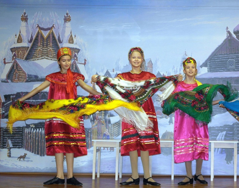 Рождественский спектакль "Сокровища князя Даниила" в воскресной школе храма свв. Новомучеников и Исповедников Российских в Бутово