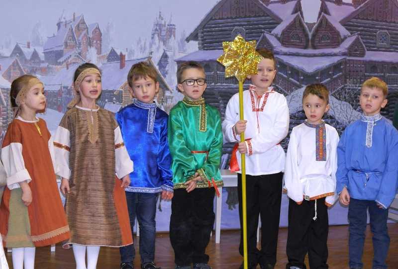 Рождественский спектакль "Сокровища князя Даниила" в воскресной школе храма свв. Новомучеников и Исповедников Российских в Бутово