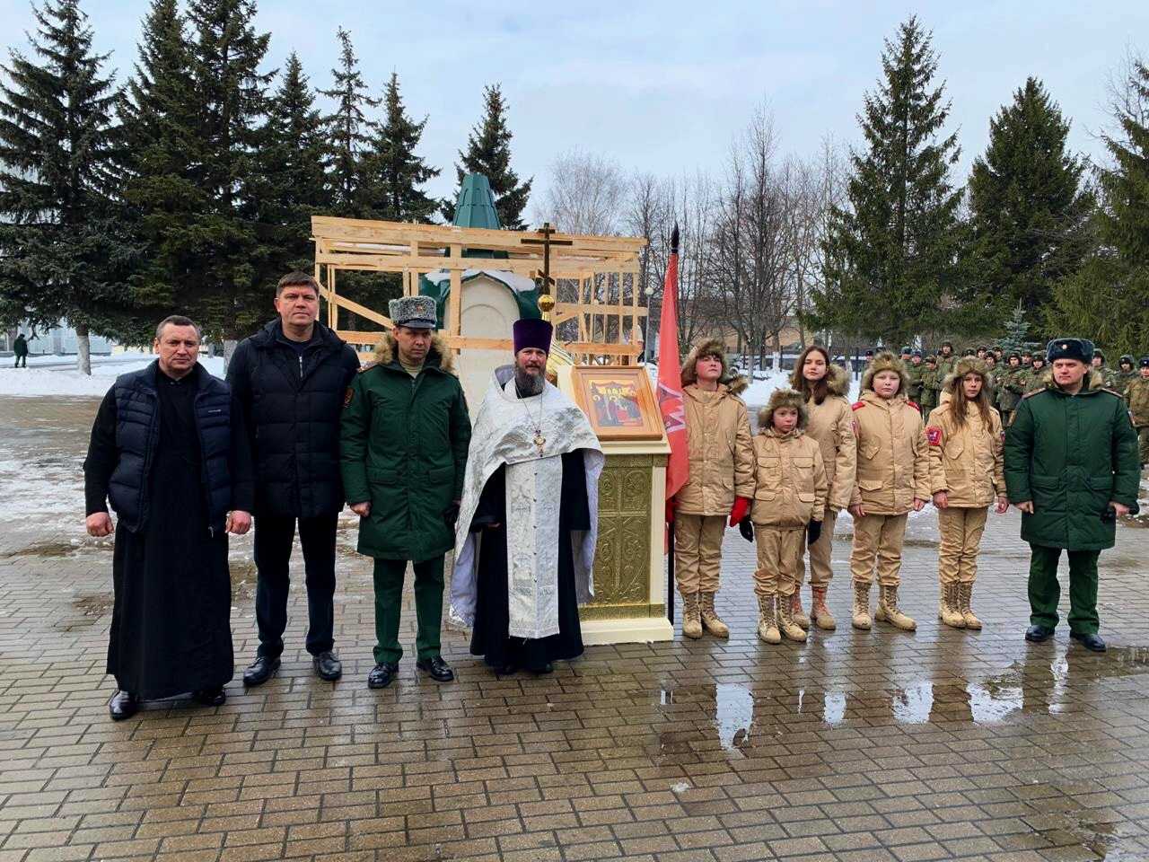 Установка главки и креста на часовню в в/ч №61899