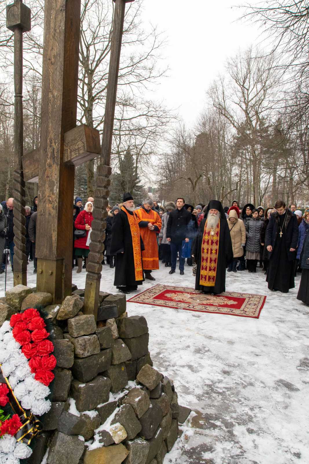 Епископ Дмитровский Феофилакт совершил Богослужение в храме Новомучеников и Исповедников на Бутовском полигоне.