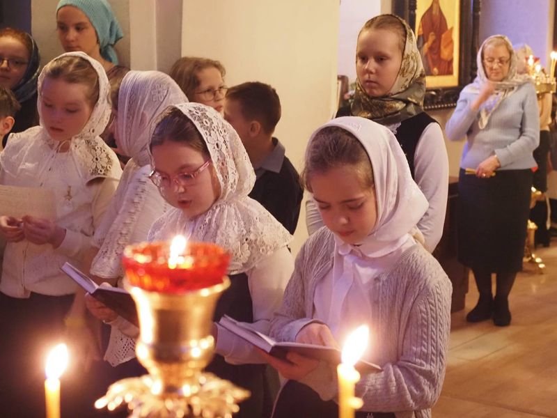 В Успенском храме в Александрове состоялось "Детское богослужение"