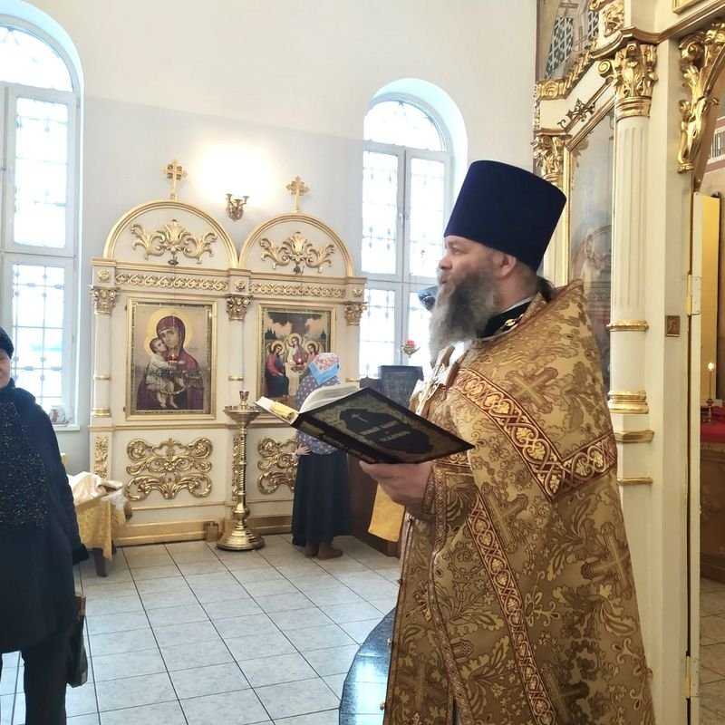 В храмовом комплексе в Щербинке состоялась детская Божественная литургия