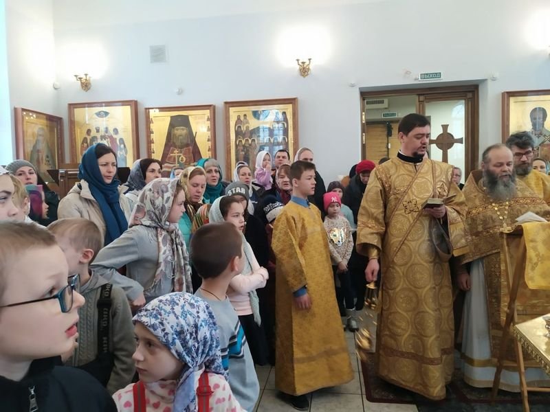 В храмовом комплексе в Щербинке состоялась детская Божественная литургия