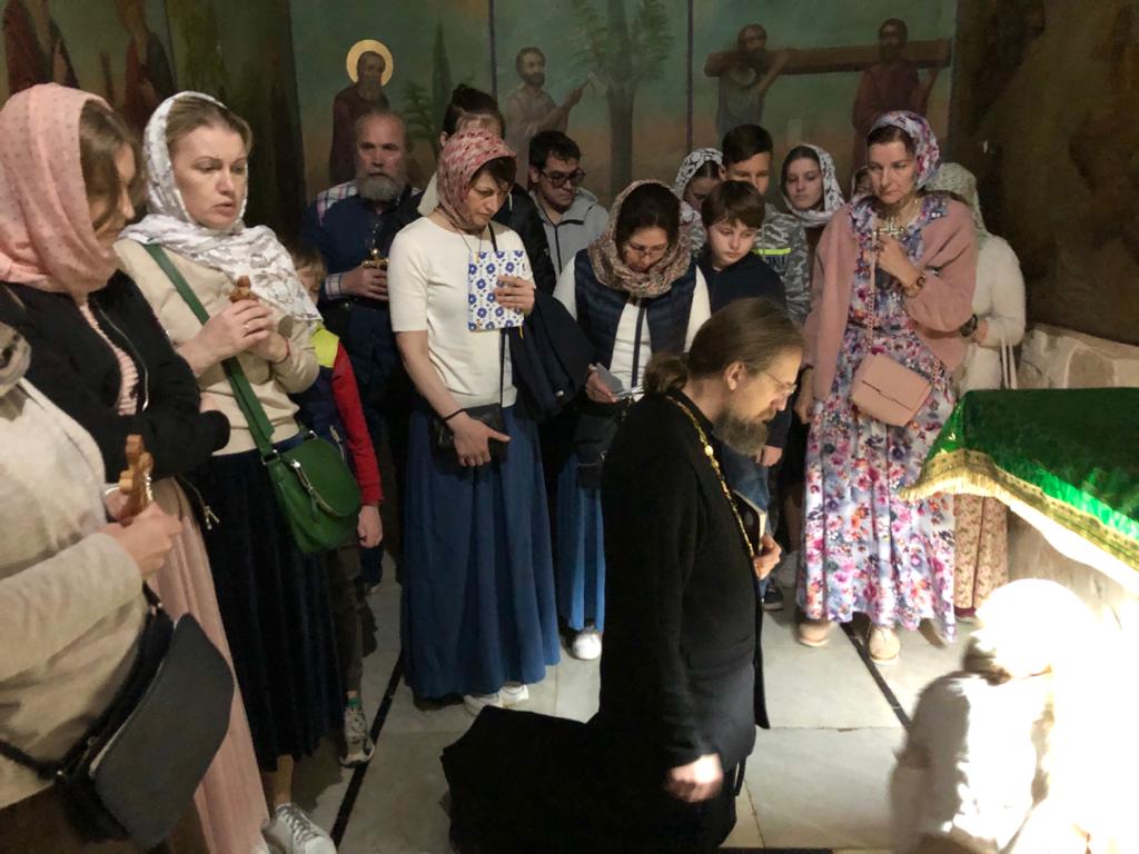 Прихожане храма Воскресения Христова в Воскресенском совершили паломническую поездку на Святую Землю