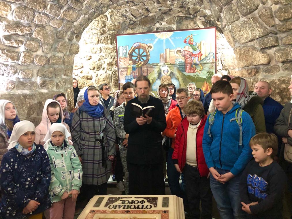 Прихожане храма Воскресения Христова в Воскресенском совершили паломническую поездку на Святую Землю