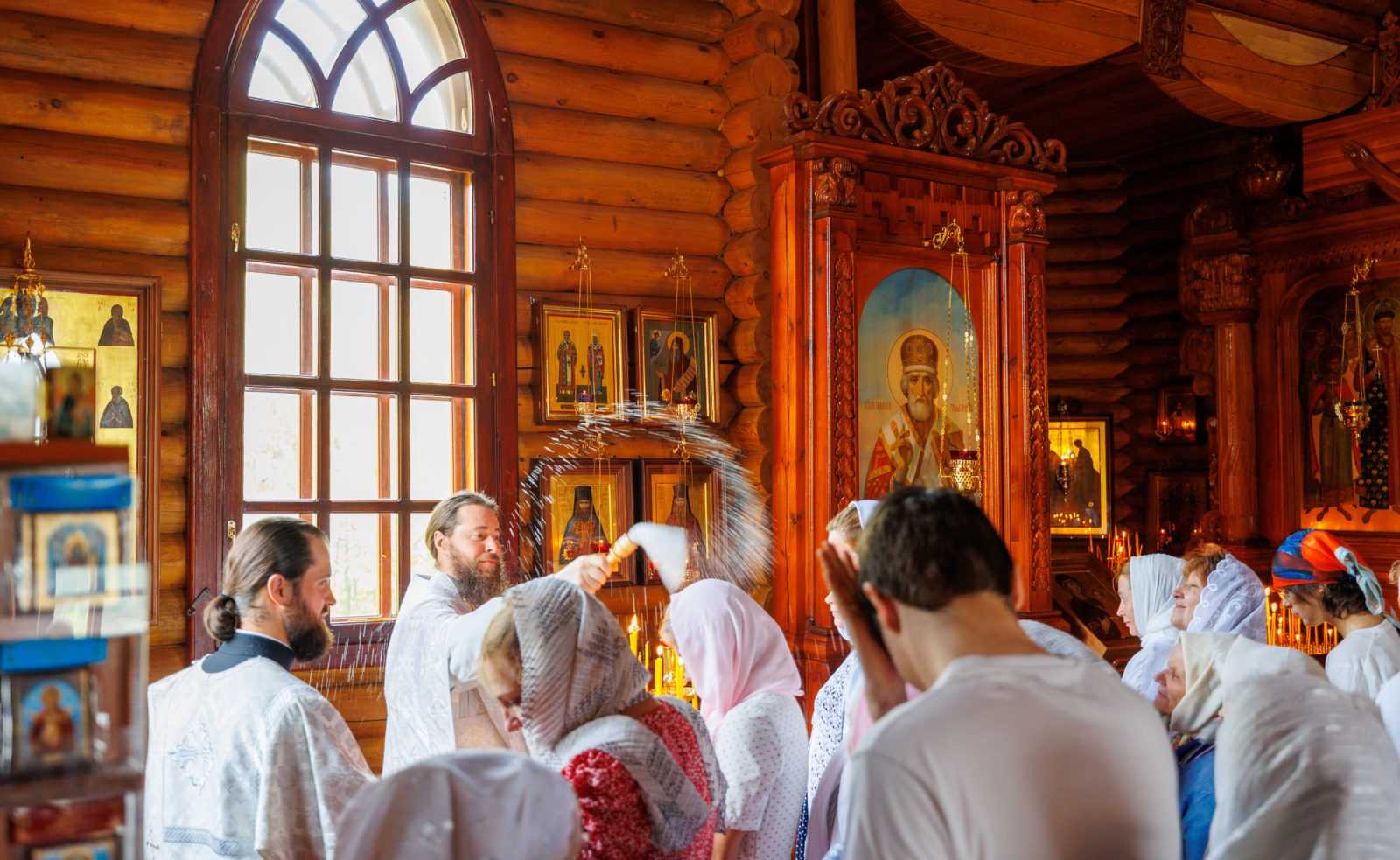 Первый крестный ход в истории Звездного Городка