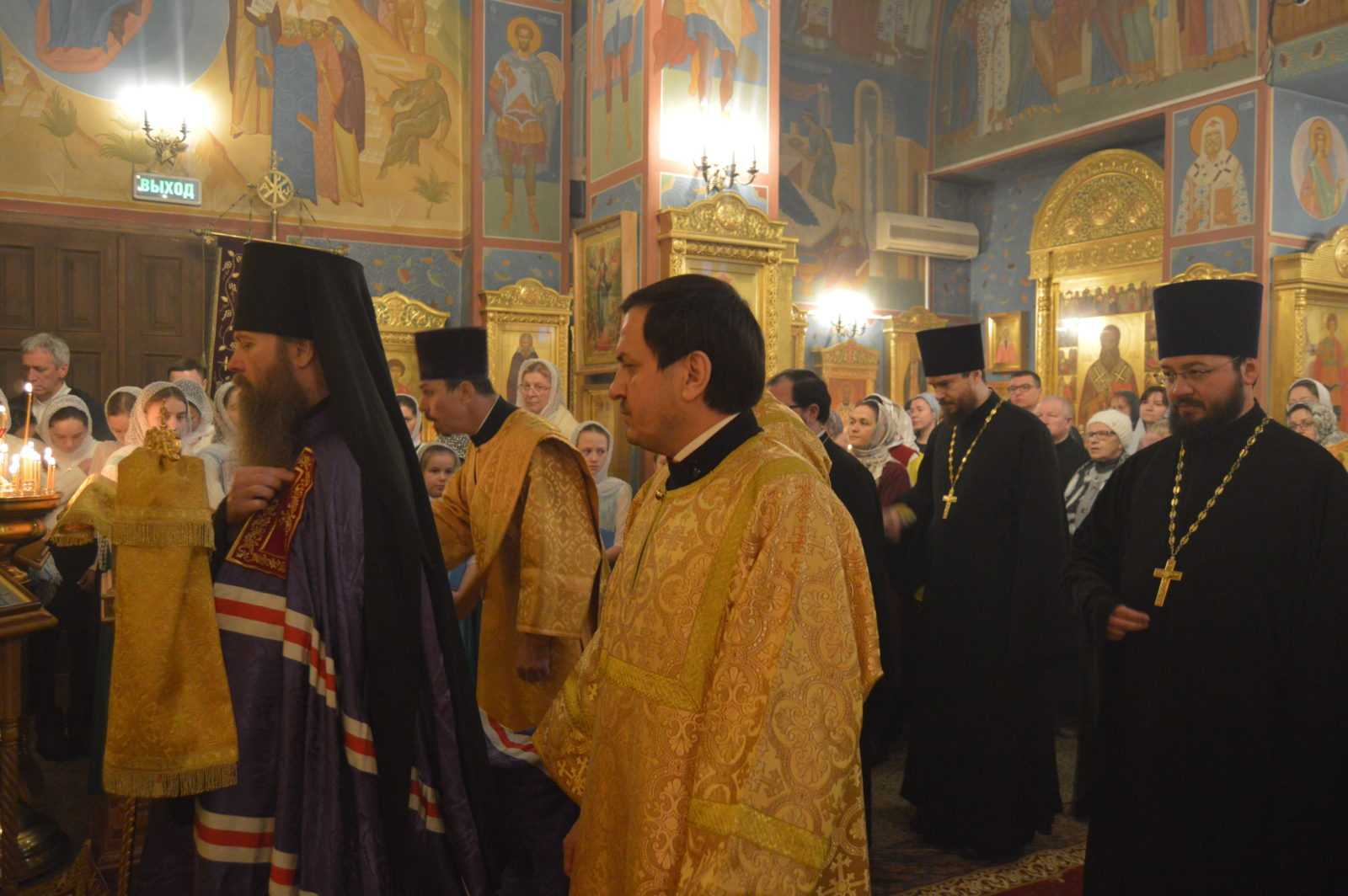 Архиерейское богослужение в храме святителя Тихона