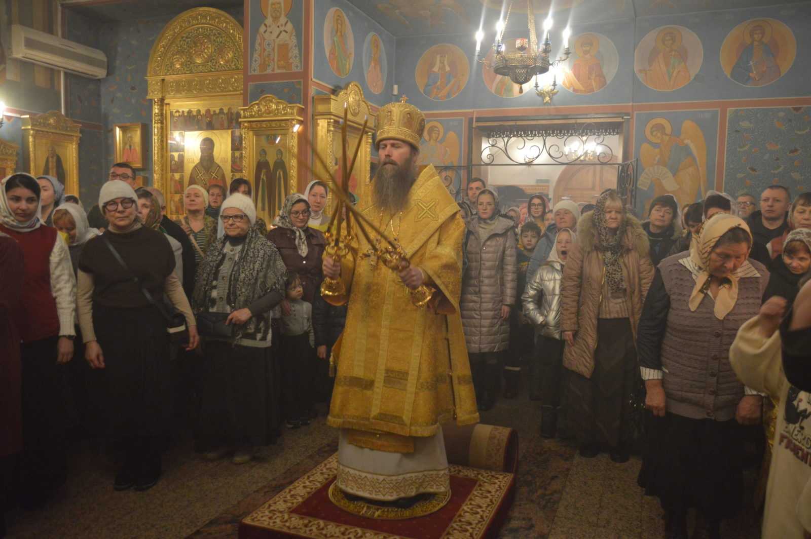 Архиерейское богослужение в храме святителя Тихона