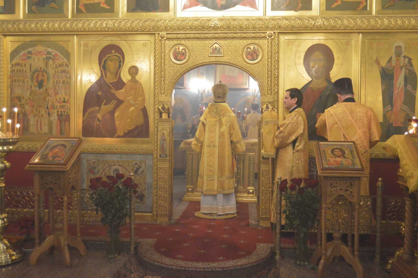 Архиерейское богослужение в храме святителя Тихона