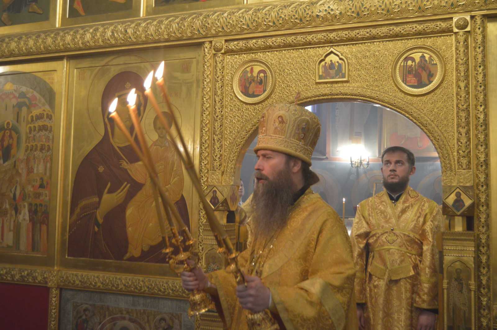 Архиерейское богослужение в храме святителя Тихона