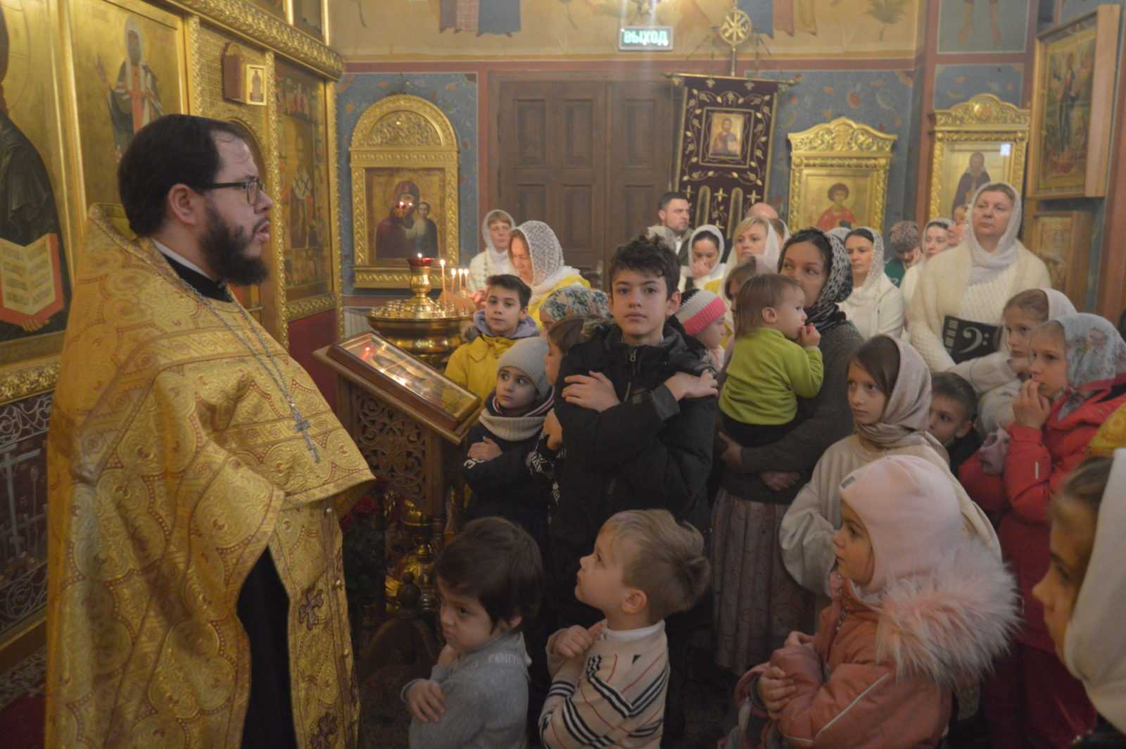 Архиерейское богослужение в храме святителя Тихона