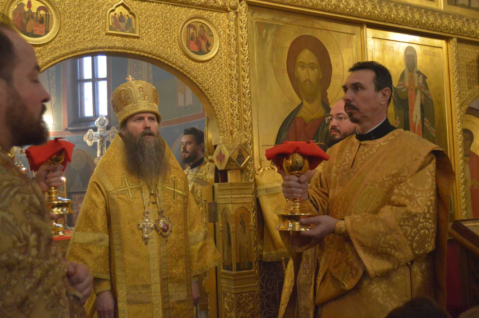 Архиерейское богослужение в храме святителя Тихона