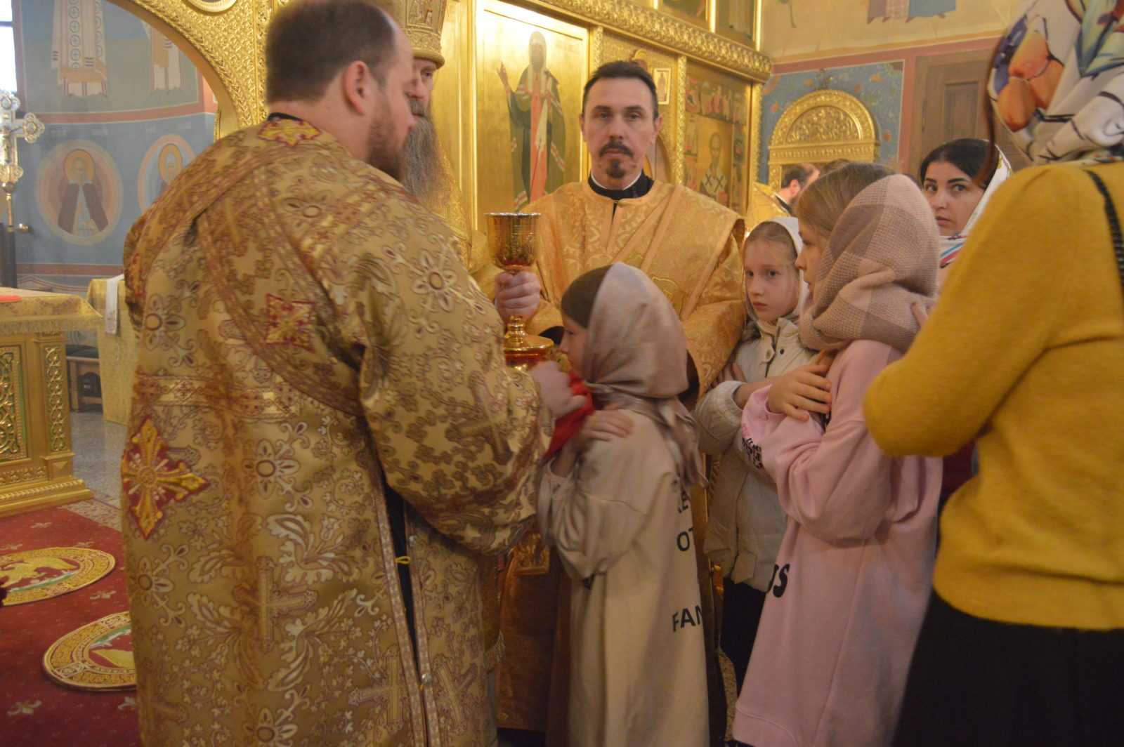 Архиерейское богослужение в храме святителя Тихона