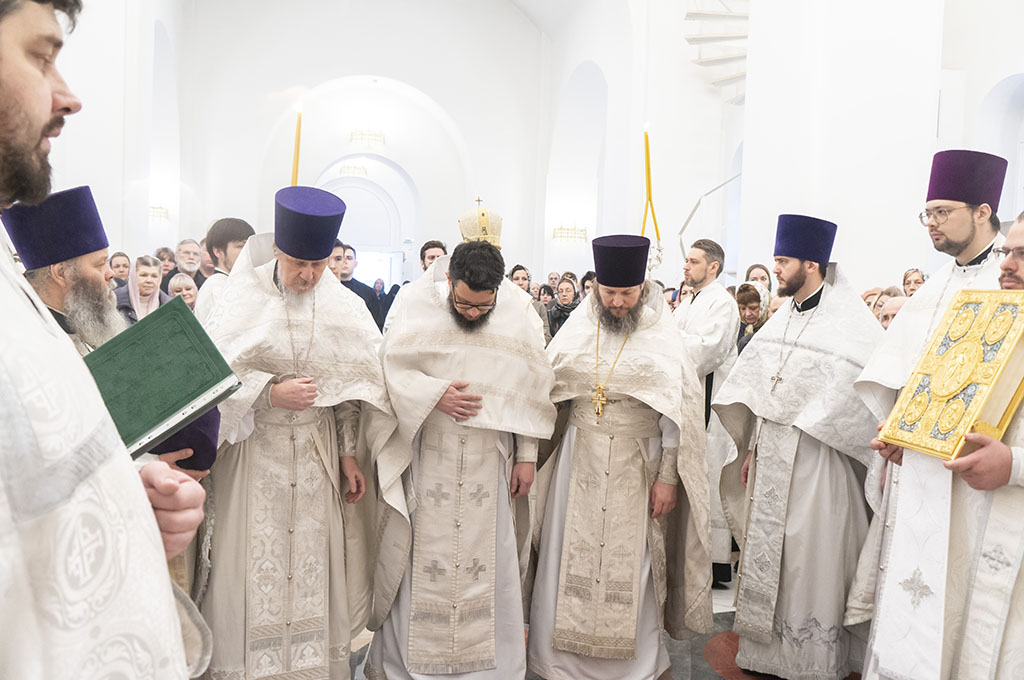 Великое освящение храма иконы Божией Матери «Всецарица» в Щербинке