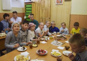 Детская литургия в воскресной школе храма Святителя Николая Мирликийского с. Никольское
