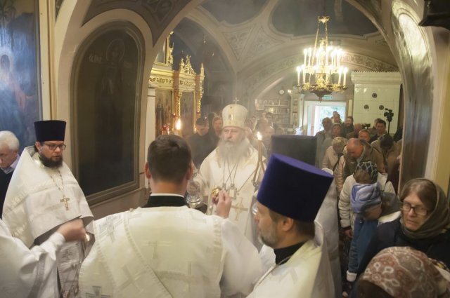 Управляющий викариатством архиепископ Каширский Феогност совершил Божественную Литургию в престольный праздник в храме Архангела Михаила и чуда его в Хонех в Былове