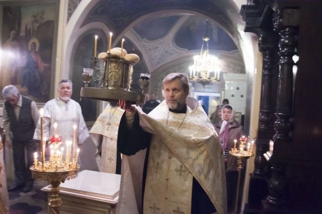 Управляющий викариатством архиепископ Каширский Феогност совершил Божественную Литургию в престольный праздник в храме Архангела Михаила и чуда его в Хонех в Былове