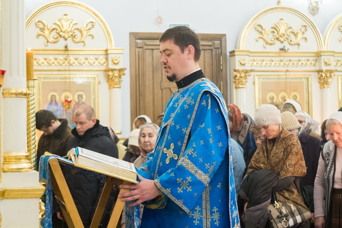 В храме в честь Святой преподобномученицы Великой княгини Елисаветы в Щербинке прошла праздничная литургия