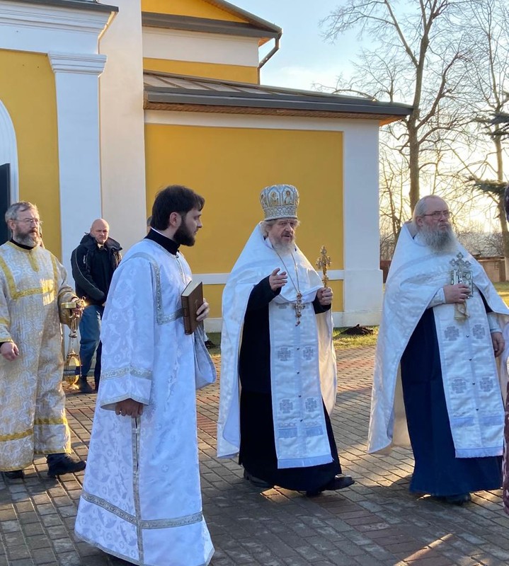 Протоиерей Сергий Киселев совершил Богоявленскую Божественную литургию в храме Святителя Николая в Здехово