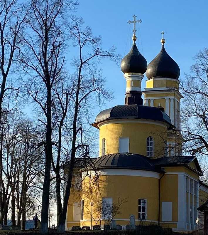 Протоиерей Сергий Киселев совершил Богоявленскую Божественную литургию в храме Святителя Николая в Здехово