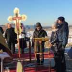 Молебен у поклонного креста в поселении Первомайское вблизи деревни Рогозинино