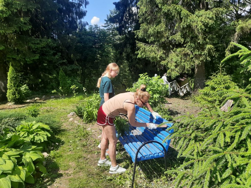 Субботник на территории храма и купели в д. Пронское