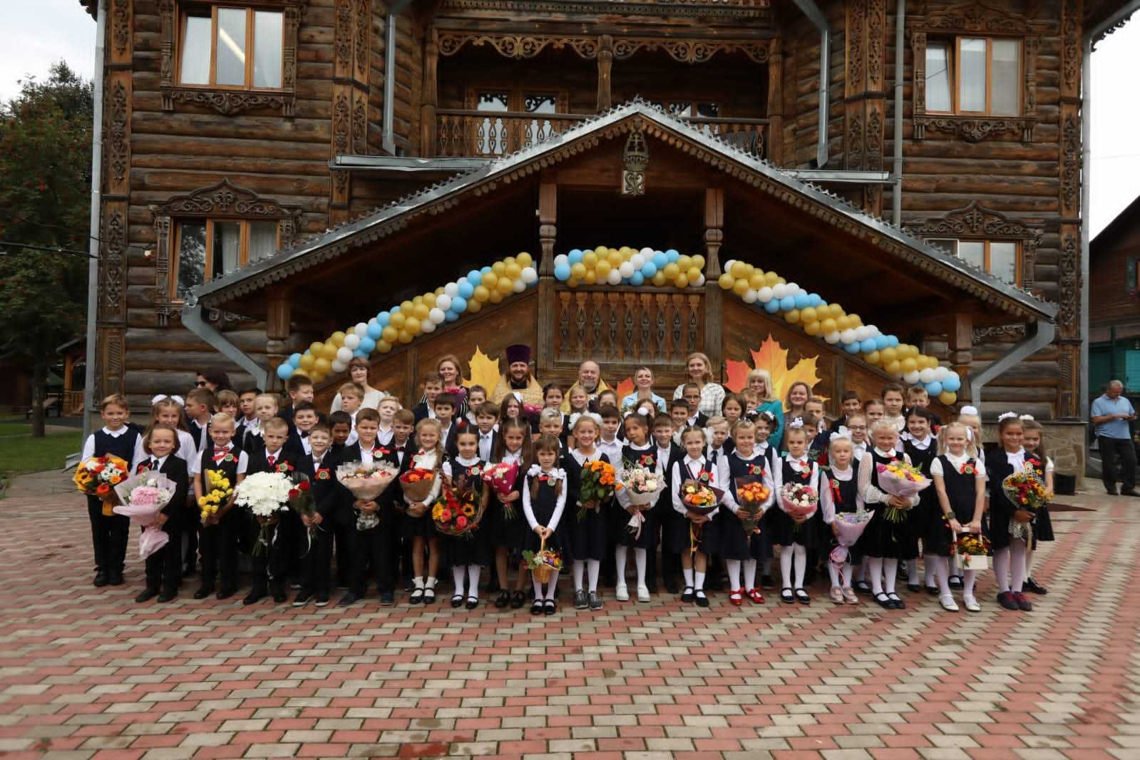 Начало учебного года в Десеновской Православной средней школе Начало учебного года в Десеновской Православной средней школе