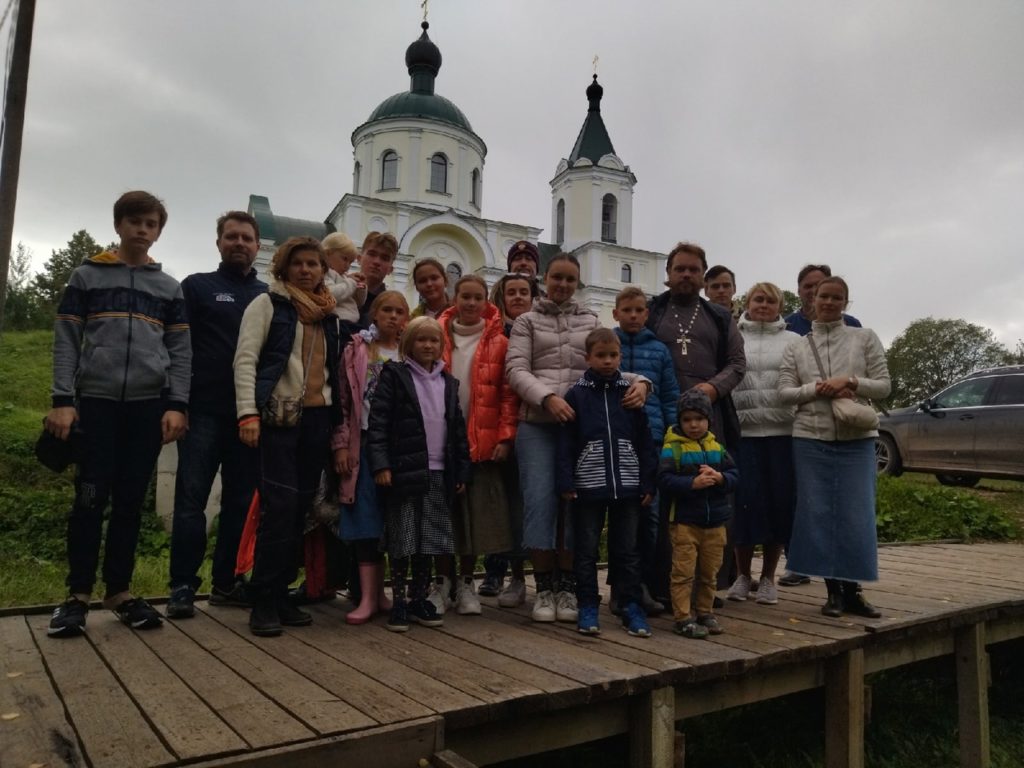 Паломническая поездка. Воскресная школа Троицкое Паломническая поездка. Воскресная школа Троицкое