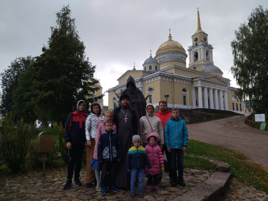 Паломническая поездка. Воскресная школа Троицкое Паломническая поездка. Воскресная школа Троицкое