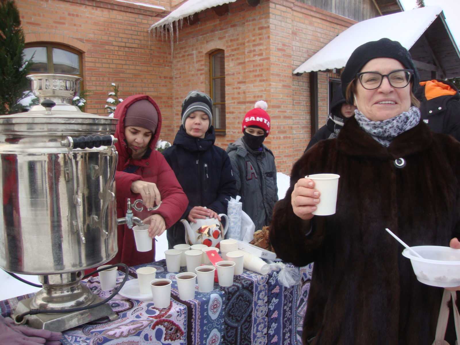 Праздник продолжается