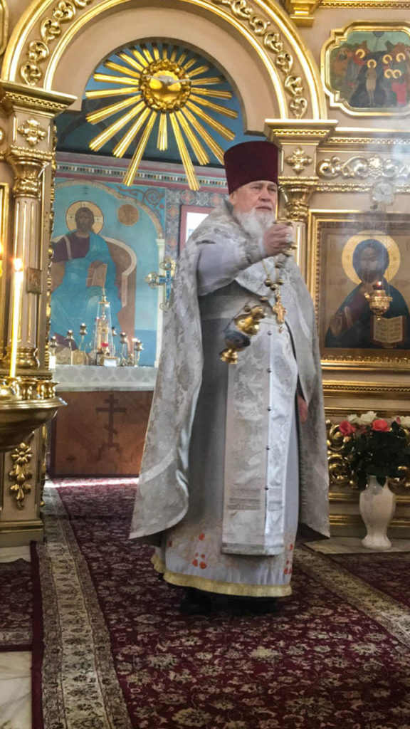 Божественная Литургия в Остафьево в день Сретения Господня