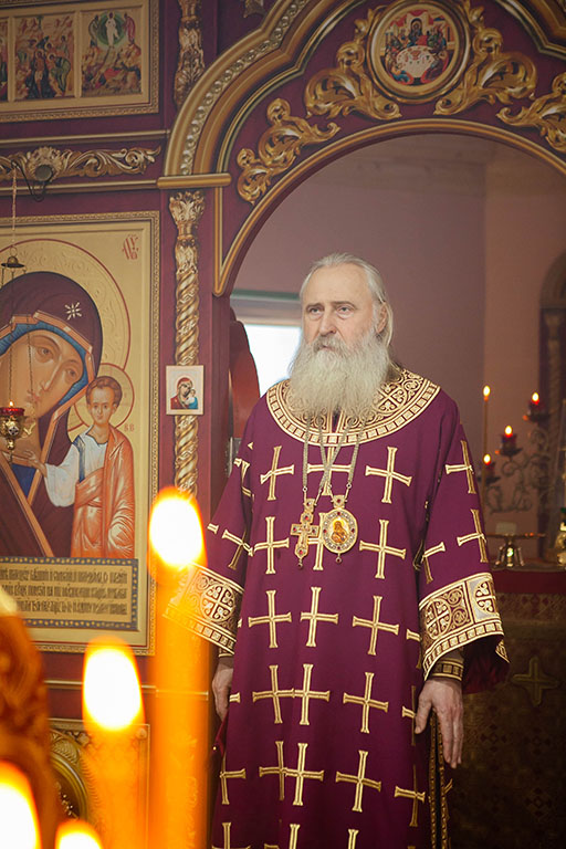 Владыка Феогност совершил Божественную литургию в Рассказовке Владыка Феогност совершил Божественную литургию в Рассказовке