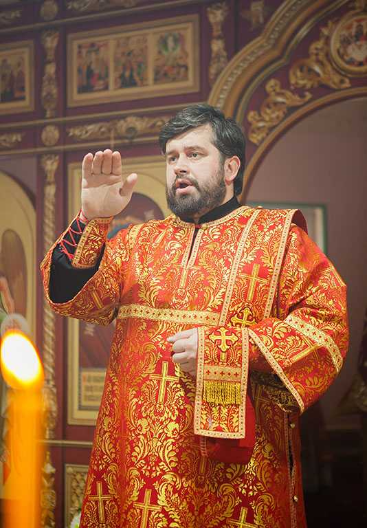 Владыка Феогност совершил Божественную литургию в Рассказовке Владыка Феогност совершил Божественную литургию в Рассказовке