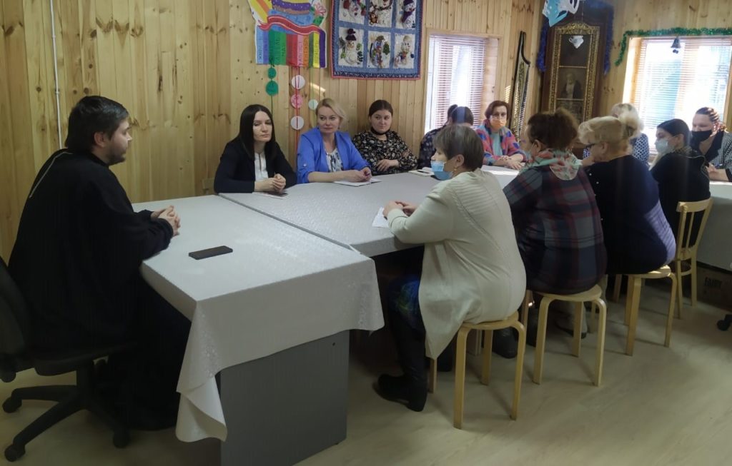 Семинар в помощь школьным учителям