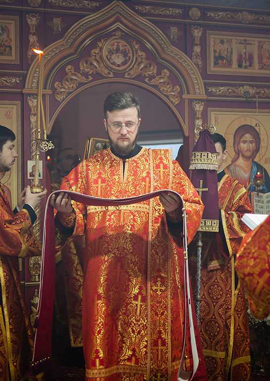 Владыка Феогност совершил Божественную литургию в Рассказовке Владыка Феогност совершил Божественную литургию в Рассказовке