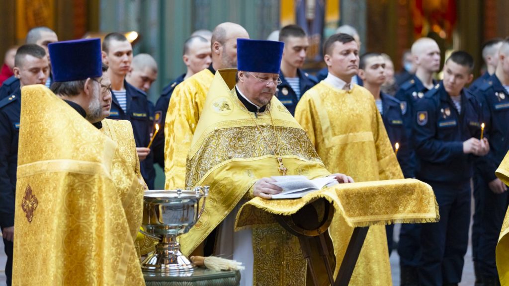 Божественная Литургия в Главном храме Вооруженных Сил России Божественная Литургия в Главном храме Вооруженных Сил России
