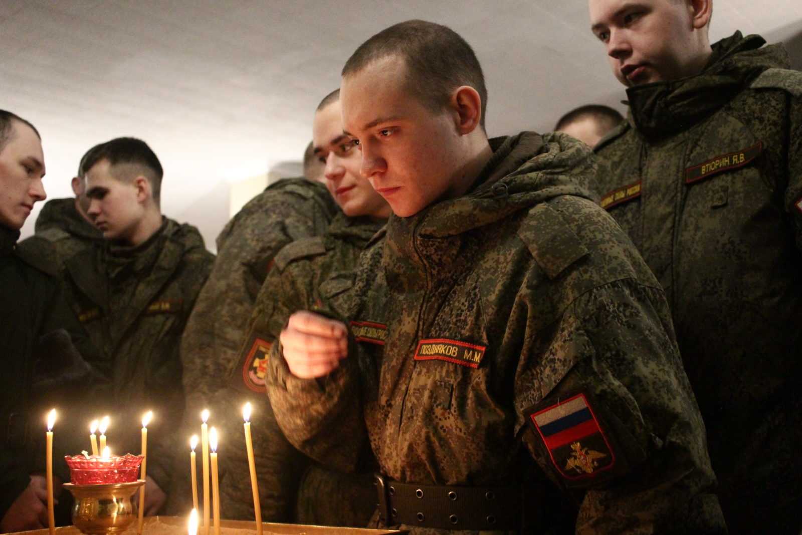 Божественная Литургия в Севастопольской мотострелковой бригаде Божественная Литургия в Севастопольской мотострелковой бригаде