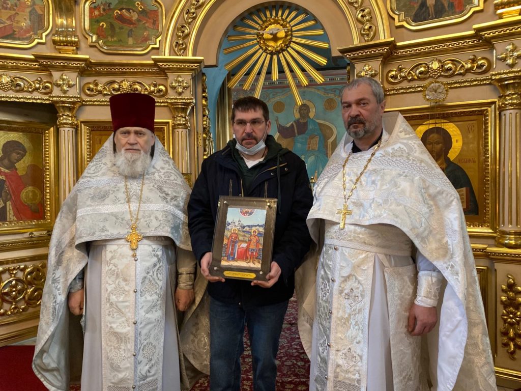 Награждение атамана Станичного казачьего общества «Первомайское» Награждение атамана Станичного казачьего общества «Первомайское»