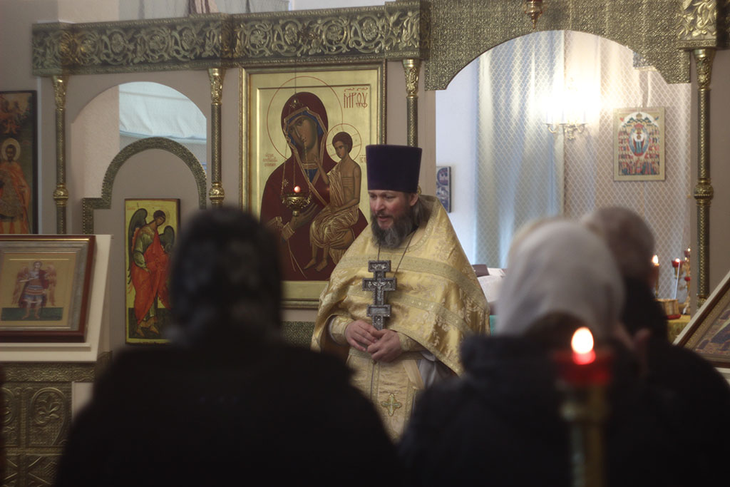 Литургия в Севастопольской бригаде Литургия в Севастопольской бригаде