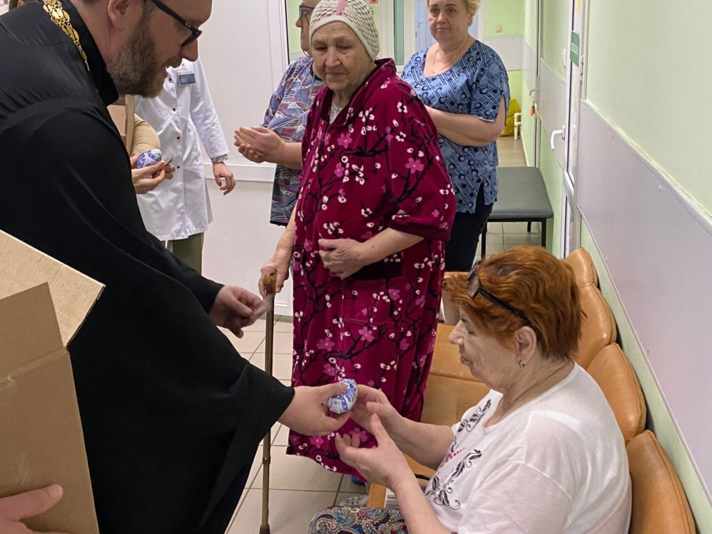 Пасхальное поздравление в Вороновской больнице Пасхальное поздравление в Вороновской больнице