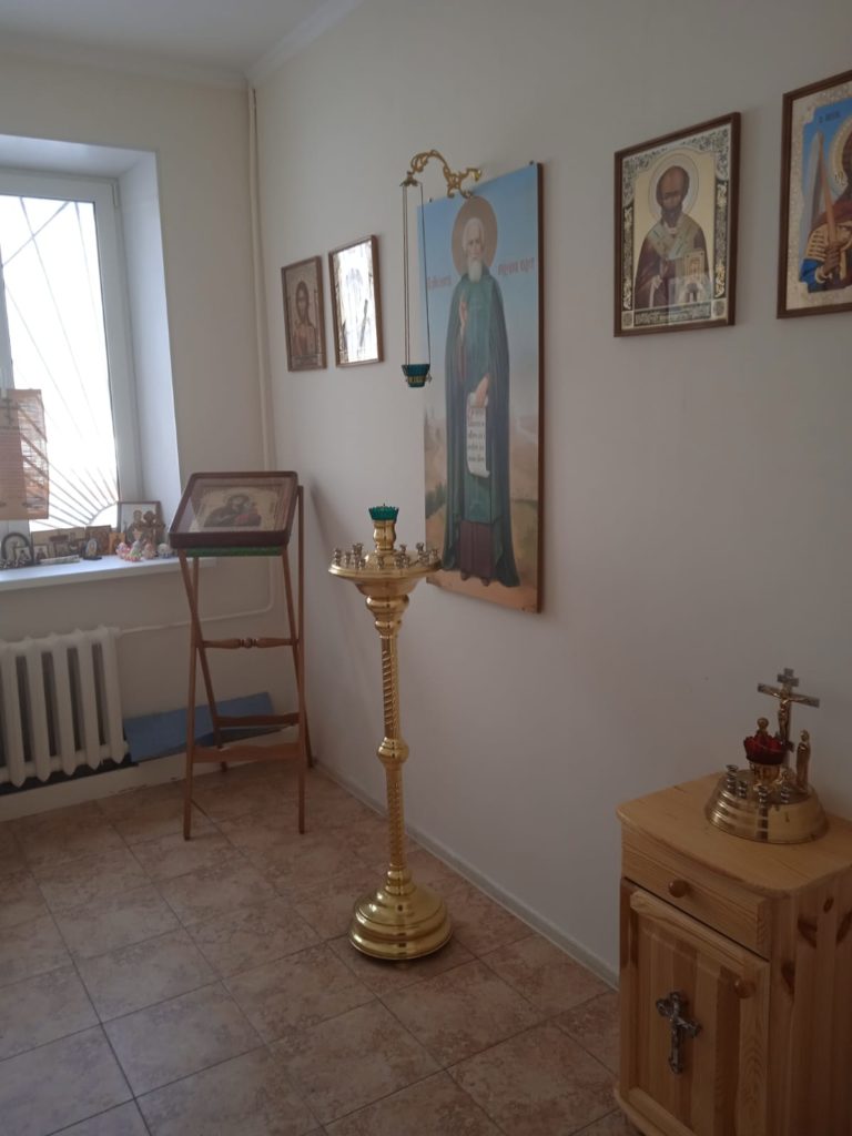 Молебен в доме престарелых Молебен в доме престарелых