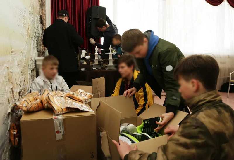 ПРОДОЛЖАЕТСЯ МИССИЯ «БЕЖЕНЦАМ ДОНБАССА». ПОМОЩЬ ИДЕТ ПРОДОЛЖАЕТСЯ МИССИЯ «БЕЖЕНЦАМ ДОНБАССА». ПОМОЩЬ ИДЕТ