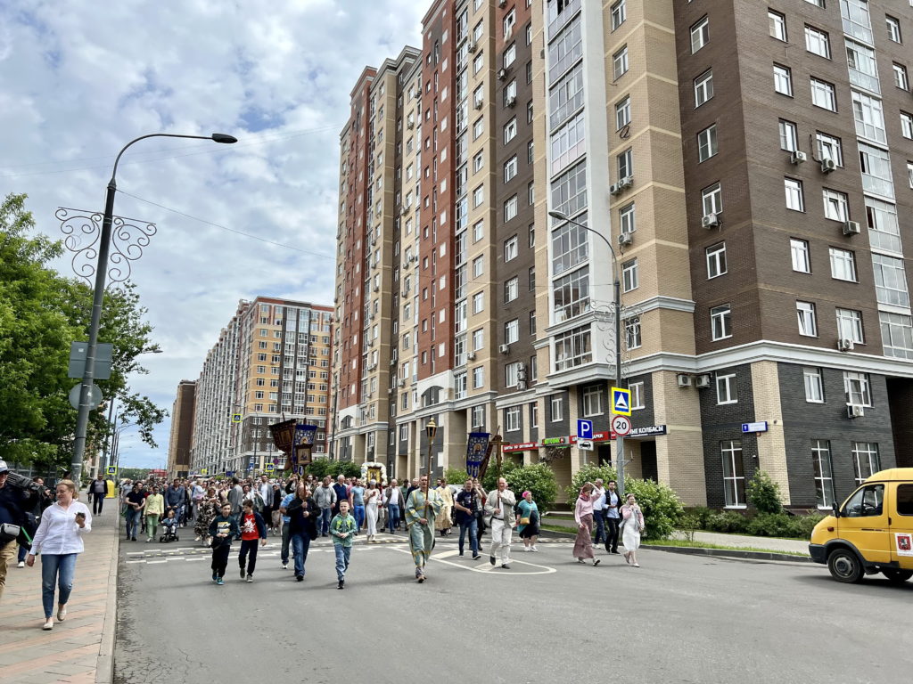Престольный праздник храма иконы Божией Матери «Умягчение злых сердец» в Бачурине. Крестный ход Престольный праздник храма иконы Божией Матери «Умягчение злых сердец» в Бачурине. Крестный ход