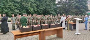 Священник придаёт смысл всему происходящему в жизни война