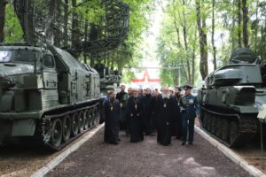 Освящение воинского храма в Ватутинках Освящение воинского храма в Ватутинках